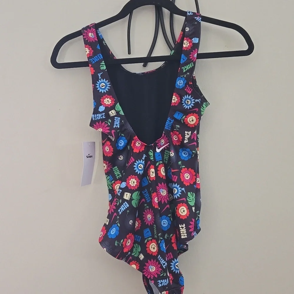 Nike Swim Garden Party Big Kids size LARGE